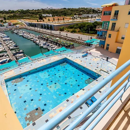 Sunny Marina View 1b-3c Apartament *