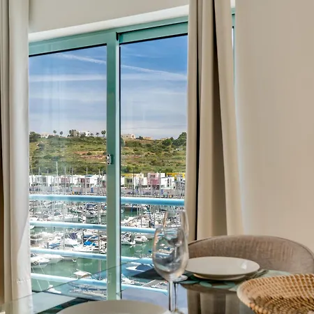 Sunny Marina View 1b-3c Apartman